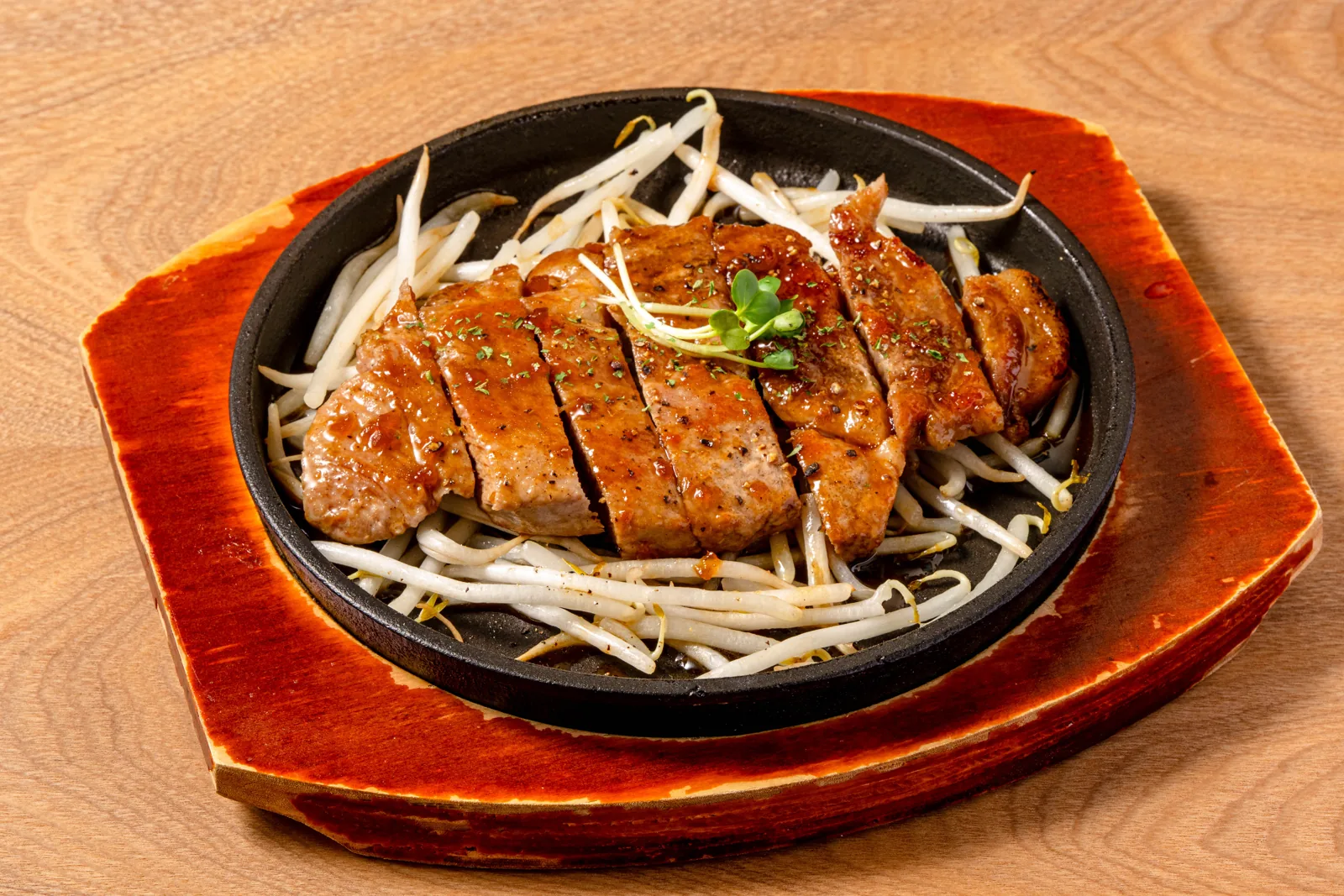 琉香豚のステーキ